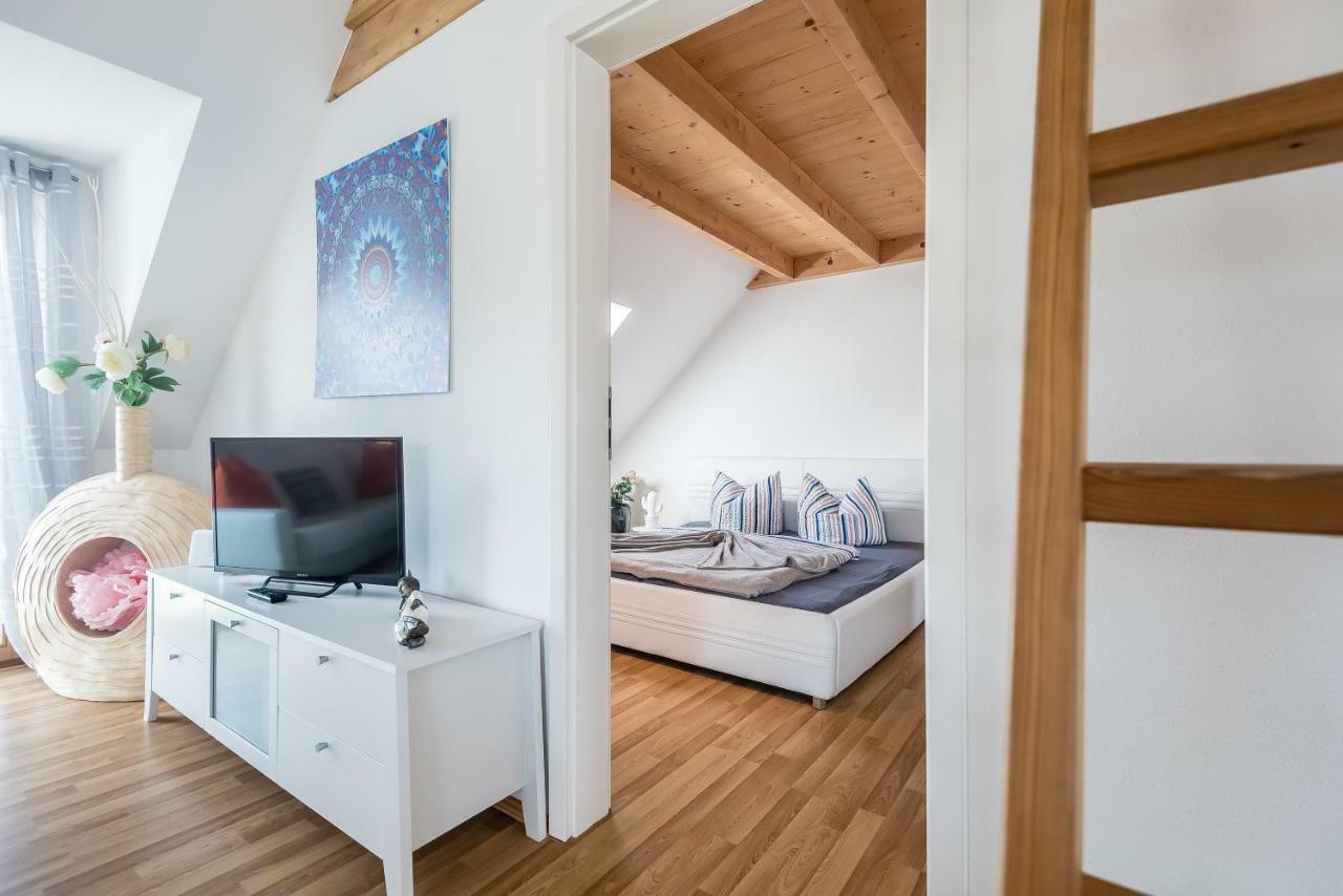 Apartmenthaus Am Erlbach Buch am Erlbach Exterior foto